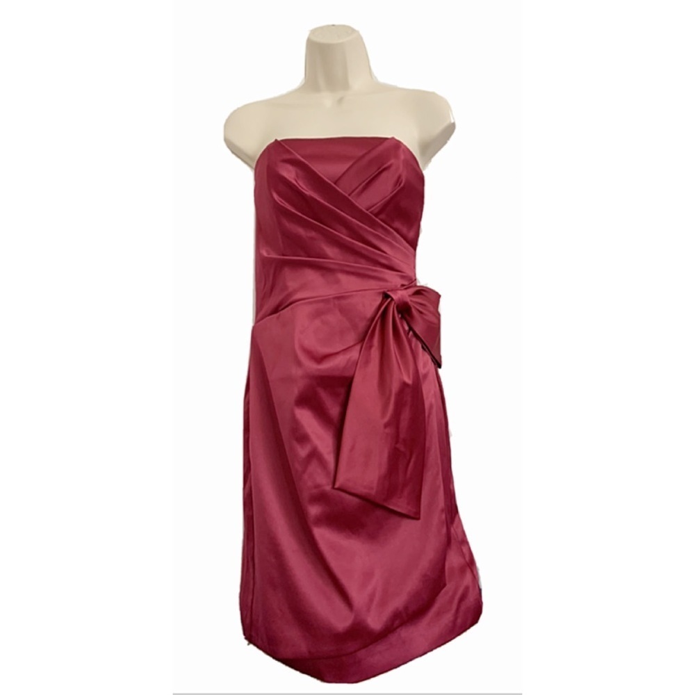White House Black Market Red Satin Strapless Bow Cocktail Dress – Size 0